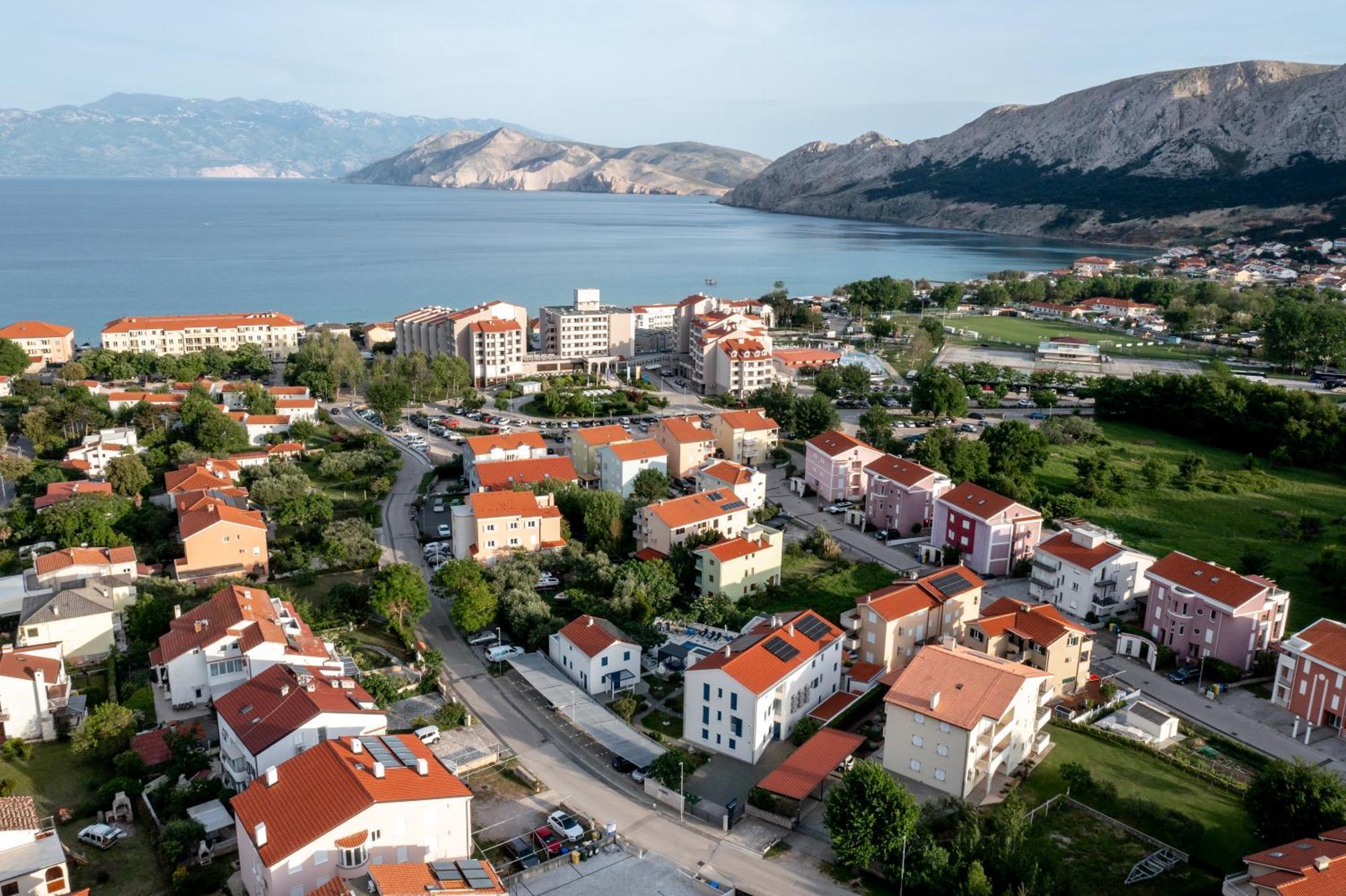 Adorami Apartments Башка Екстер'єр фото