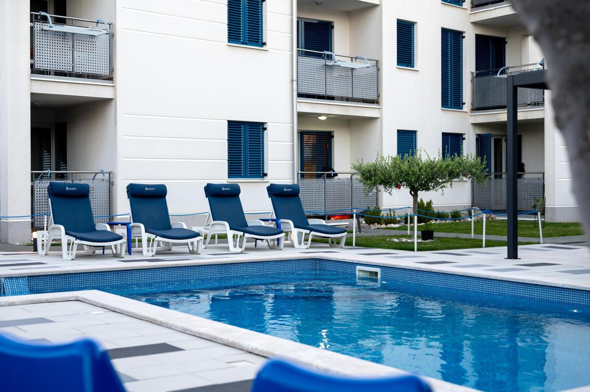 Adorami Apartments Башка Екстер'єр фото